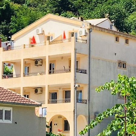 Apartments Manojlovic Будва Экстерьер фото