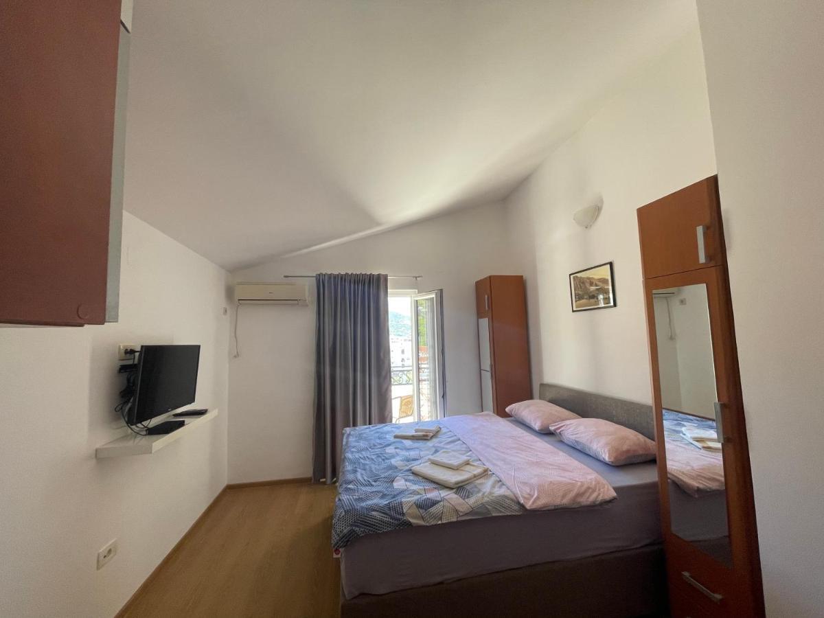 Apartments Manojlovic Будва Экстерьер фото