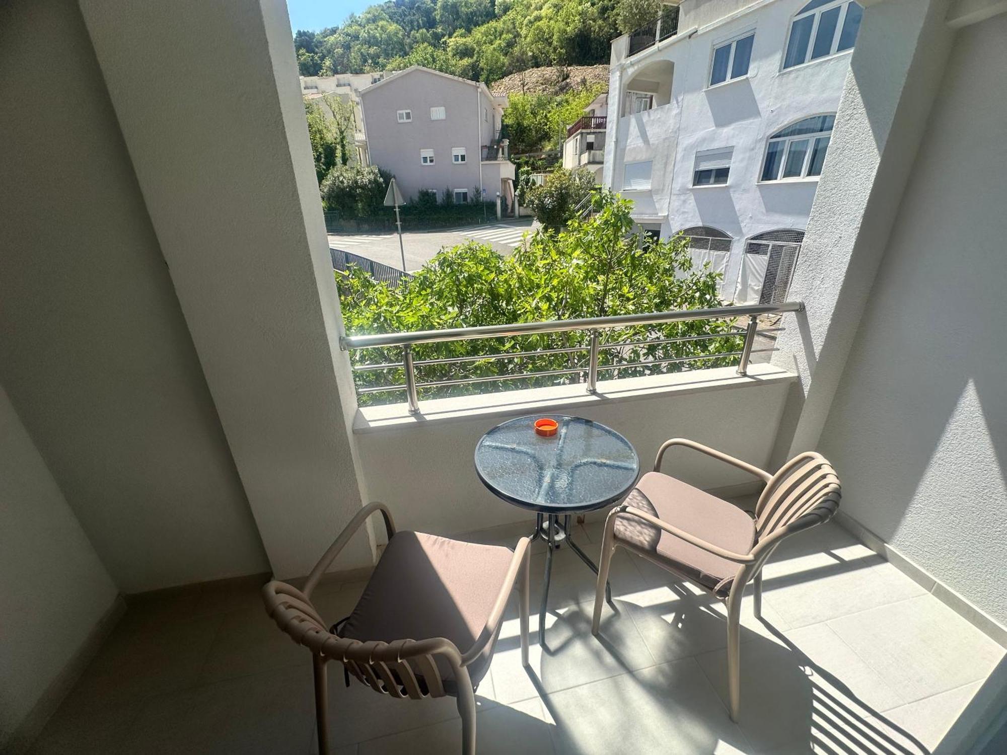 Apartments Manojlovic Будва Экстерьер фото