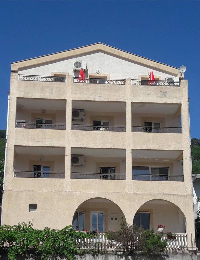 Apartments Manojlovic Будва Экстерьер фото