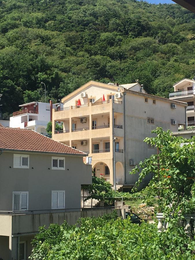 Apartments Manojlovic Будва Экстерьер фото